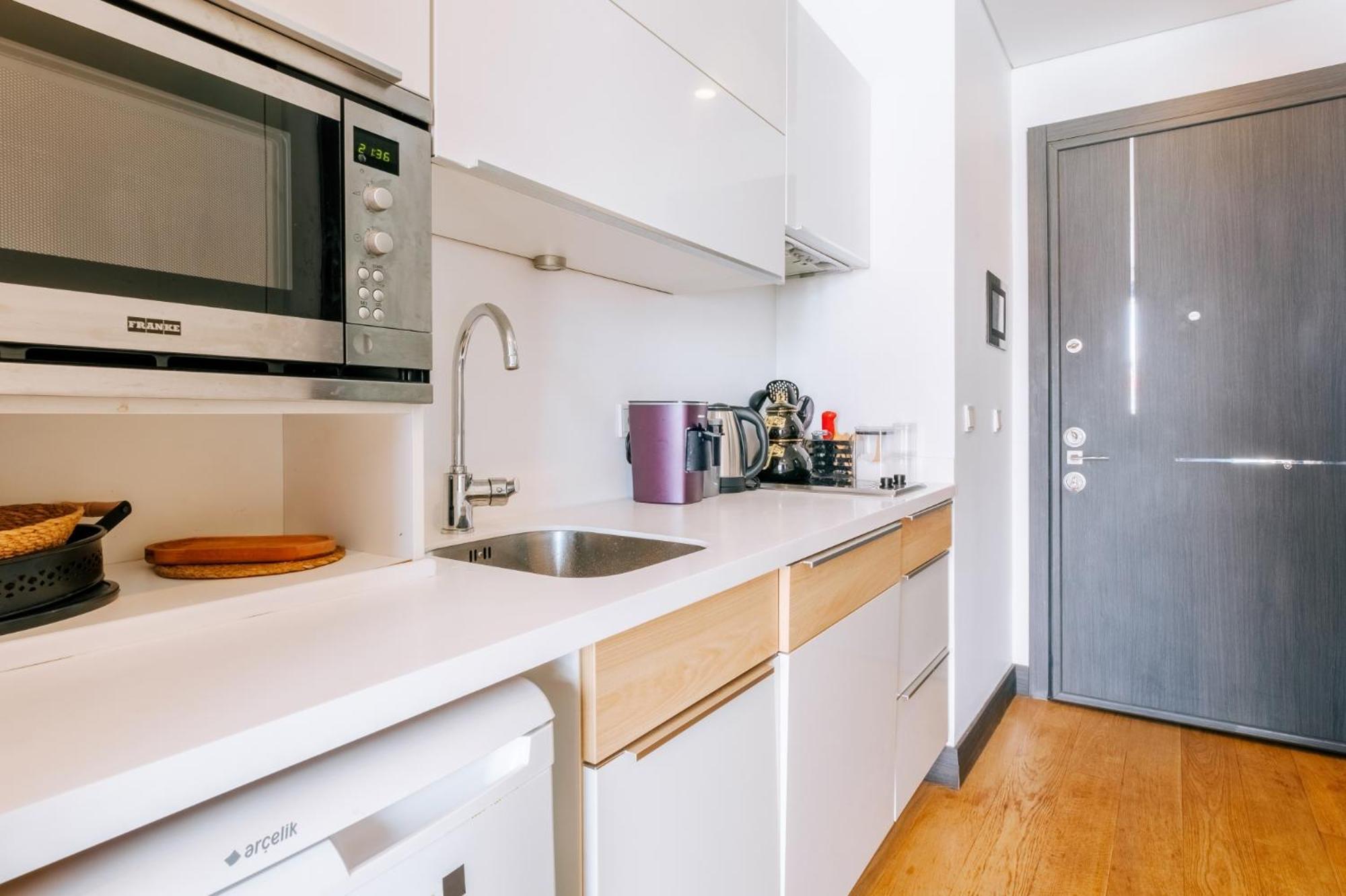 Apartment Cozy Studio Flat W Balcony 10 Min To Marmara Forum Istanbul